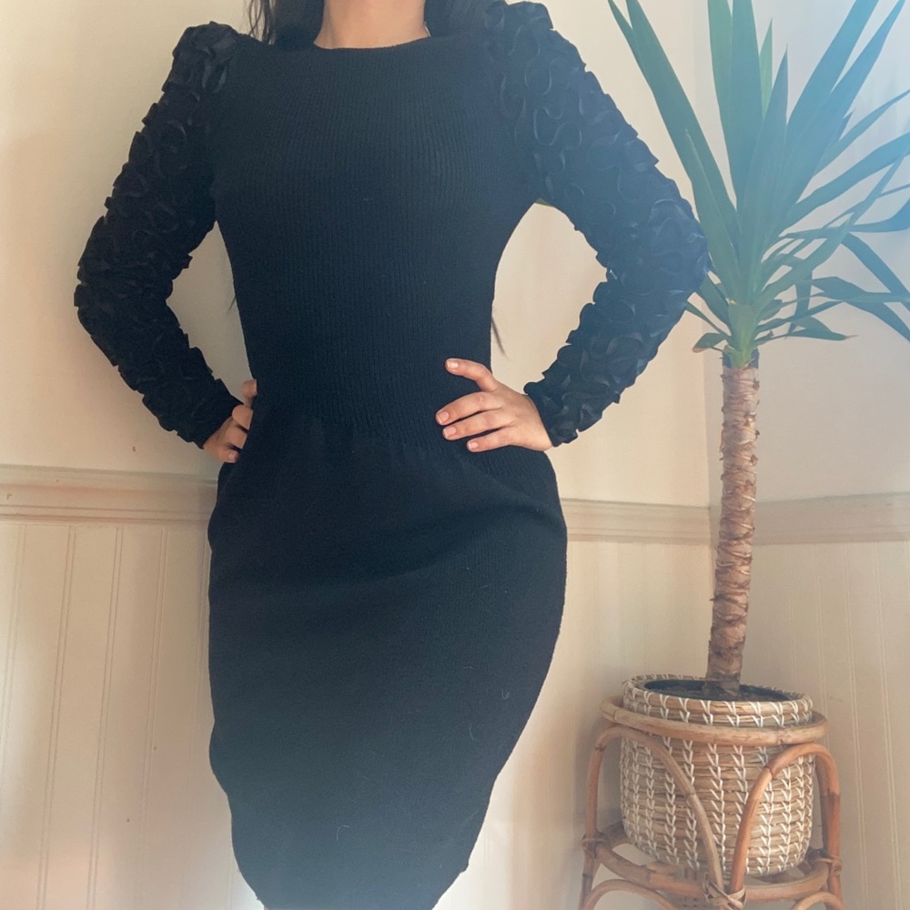 Saks Fifth Avenue Pat Sandler for Wellmore Black Vintage Knit Dress Puff Sleeves - Picture 3 of 6